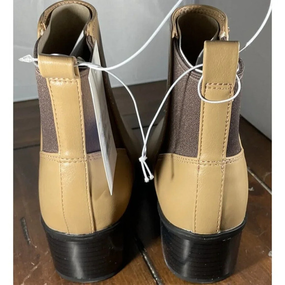 A New Day Tan Gwen Faux‎ Leather Low Shaft Ankle Heeled Boots Size 7 NEW - Picture 3 of 5